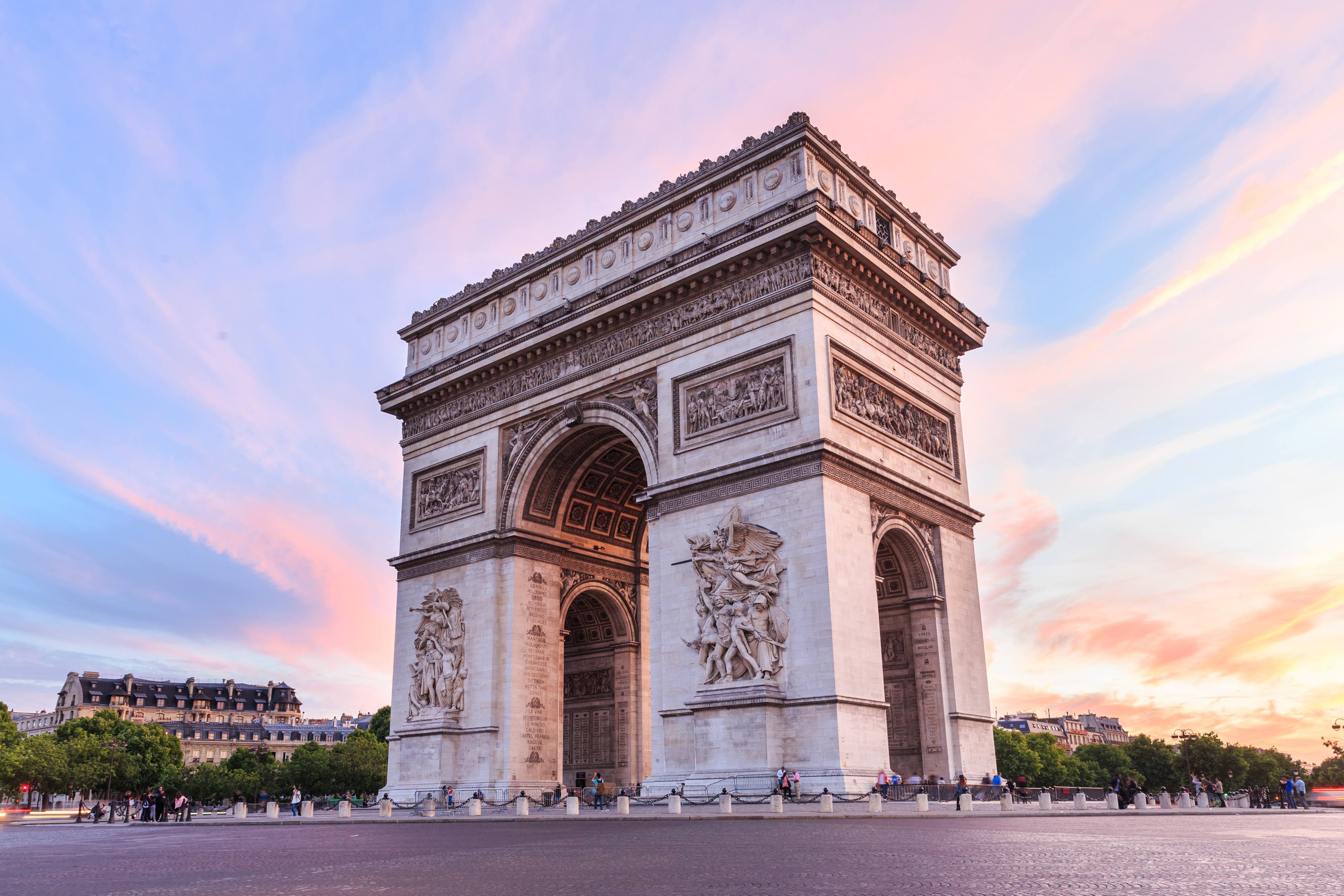 Nous disposons de 3 adresses sur paris